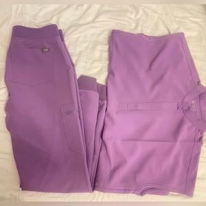 FIGS lilac set XS top and bottom